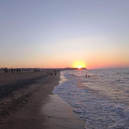 Istanbul Airport Black Sea Hotel Arnavutkoy Bagian luar foto